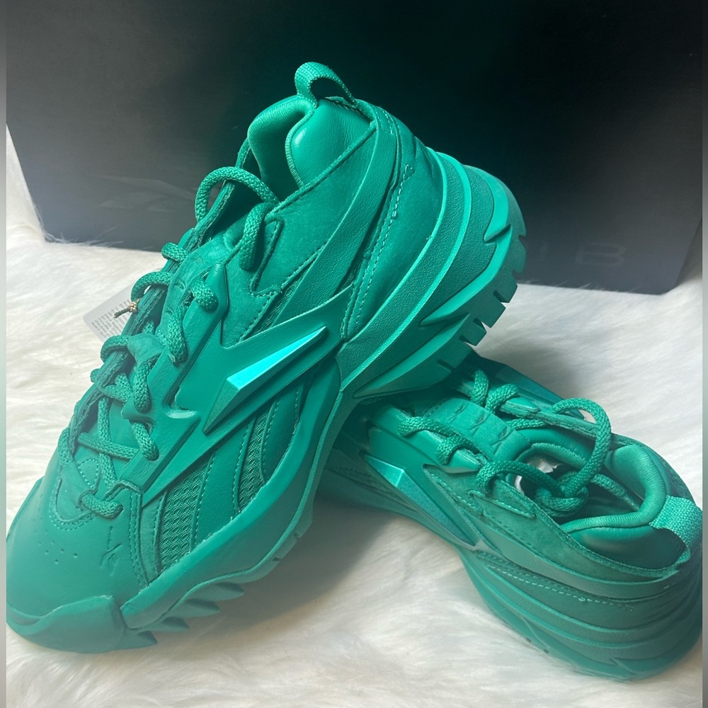 CLUB C CARDI V2 Shoes